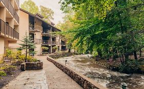 Gatlinburg Brookside Resort 3*